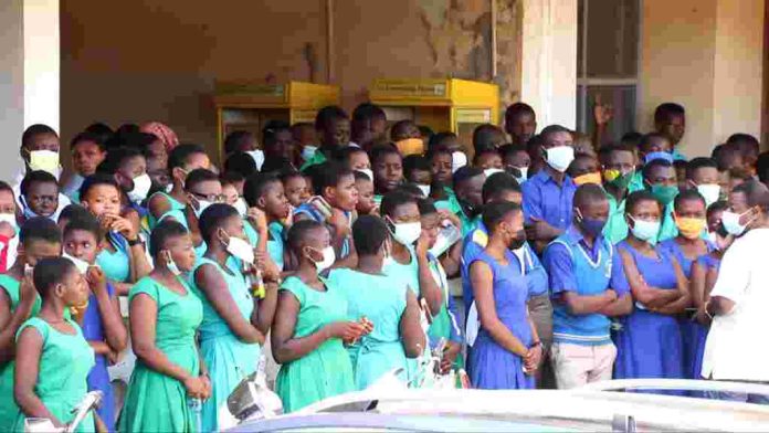 students of Wa Senior High School